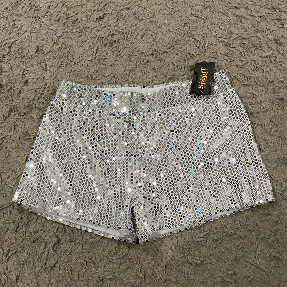 Silver sequins short